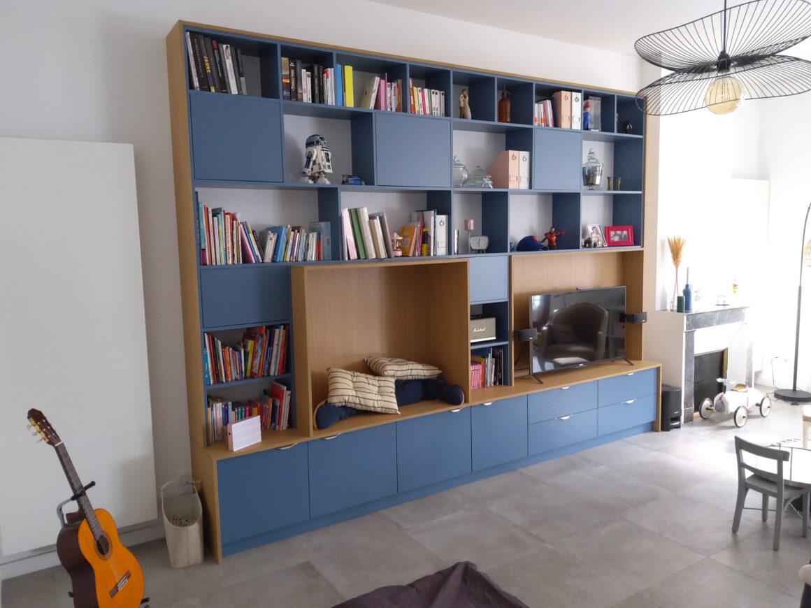 Photo Réalisation Bibliothèque et meuble télé Bois pour agencement intérieur par PL Agencement